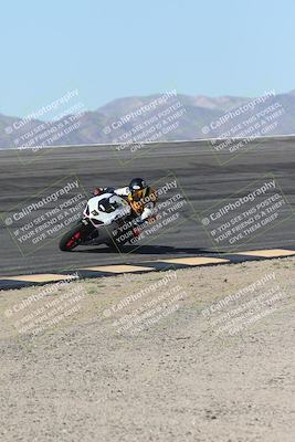 media/Oct-25-2025-Race Pace (Sat) [[47cce5476f]]/Non Verified (1st 20 Minutes of Every Hour)/1-Bowl (10am)/